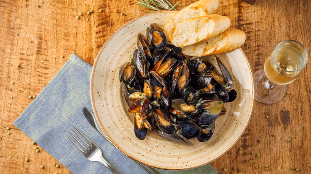 Piatto di cozze, tipiche della riviera del Conero