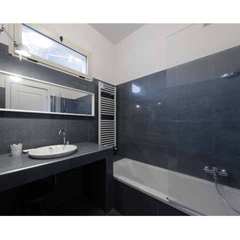 Bagno camera blu